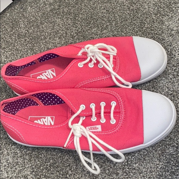 vans in pink